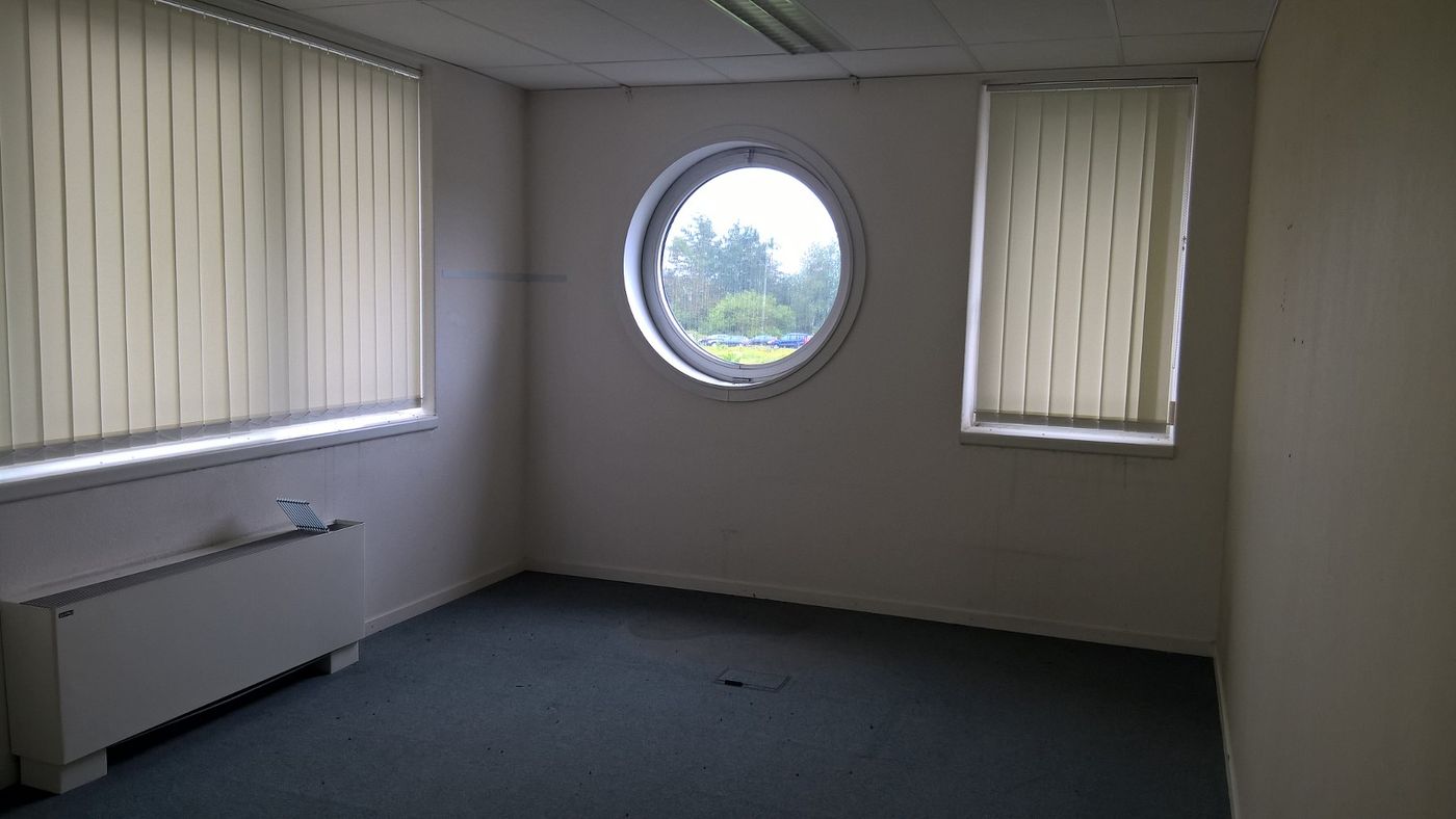 1.008 m² kantoren langs bedrijvige Luchthavenlaan te Vilvoorde - photo 5