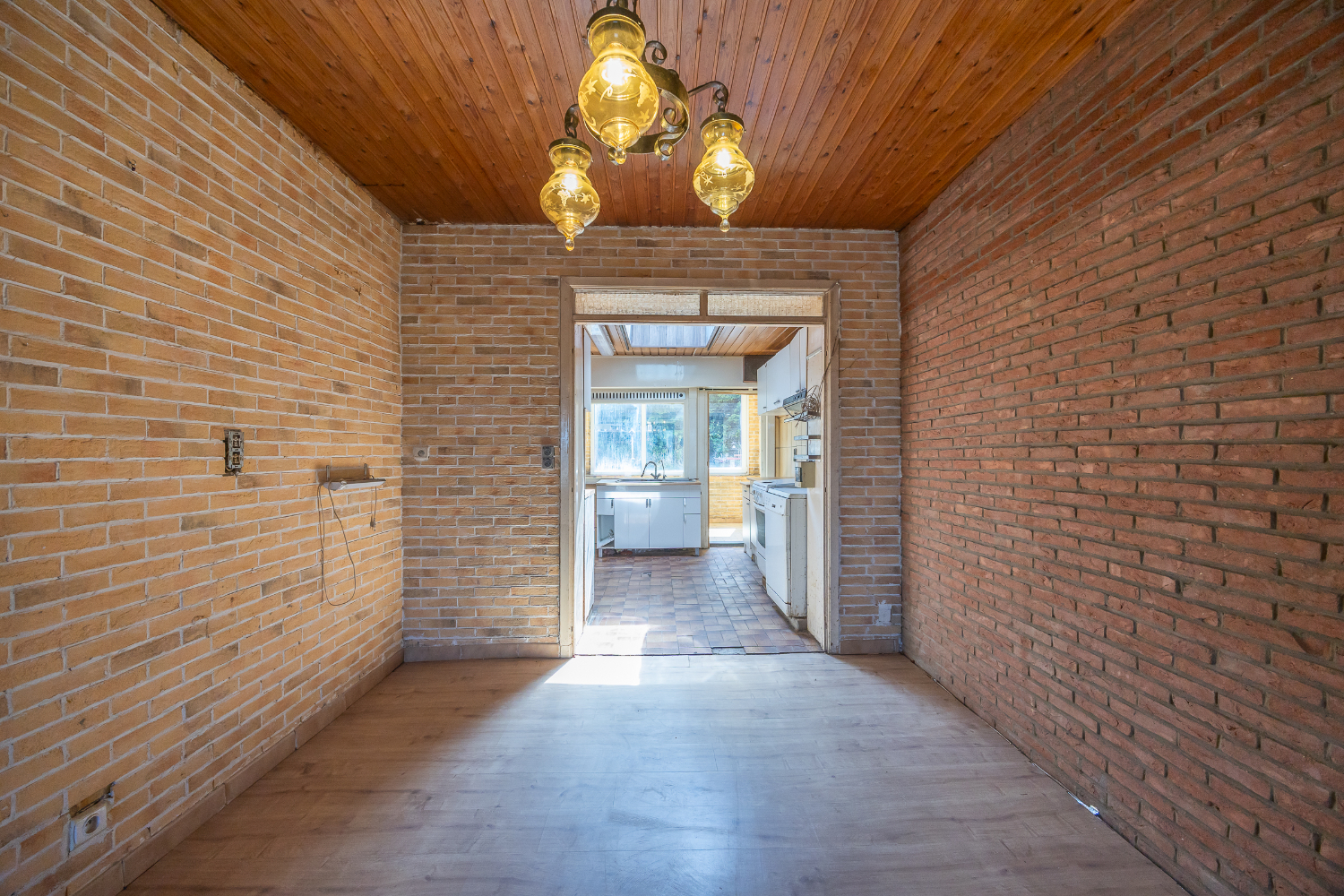 Te renoveren woning met 3 slaapkamers - foto 4