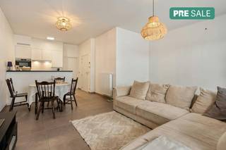 The sunny, maintenance-friendly garden is an absolute asset and provides a unique living experience in the center.The property is offered through the Pre-sale formula. On 09/05/2026 between 10:00 and 12:00, you can come visit the property by appointment and make an offer. The listed price is a starting price. For further information, please contact the property agent.Register of measures: no