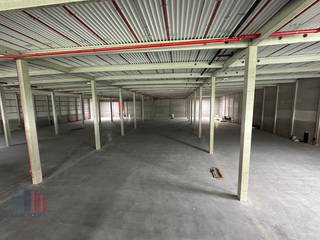 Dit high-end logistiek - semi-logistieke site bevindt zich op 400 m van de afrit 29 'Péruwelz' van de autosnelweg E-42 Bergen-Doornik en is...