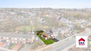 br&gt;Verrassend ruime woning met 3/4 slaapkamers, garage en tuin op 426m² in Tielt!Ligging: Mooie gelegen nabij het centrum van Tielt. Op...