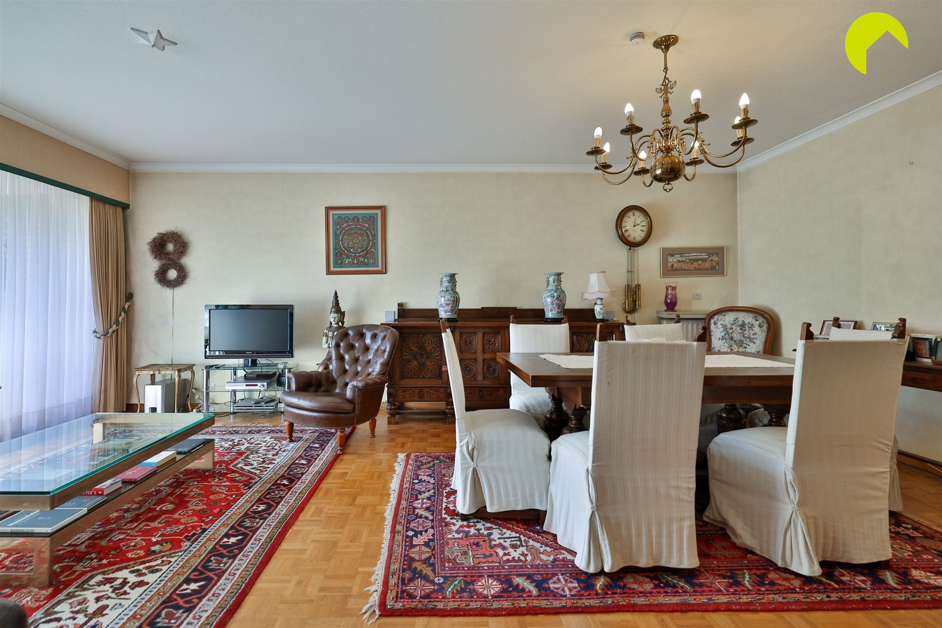 Te renoveren appartement met 2 slaapkamers en een zuidgericht terras - foto 5