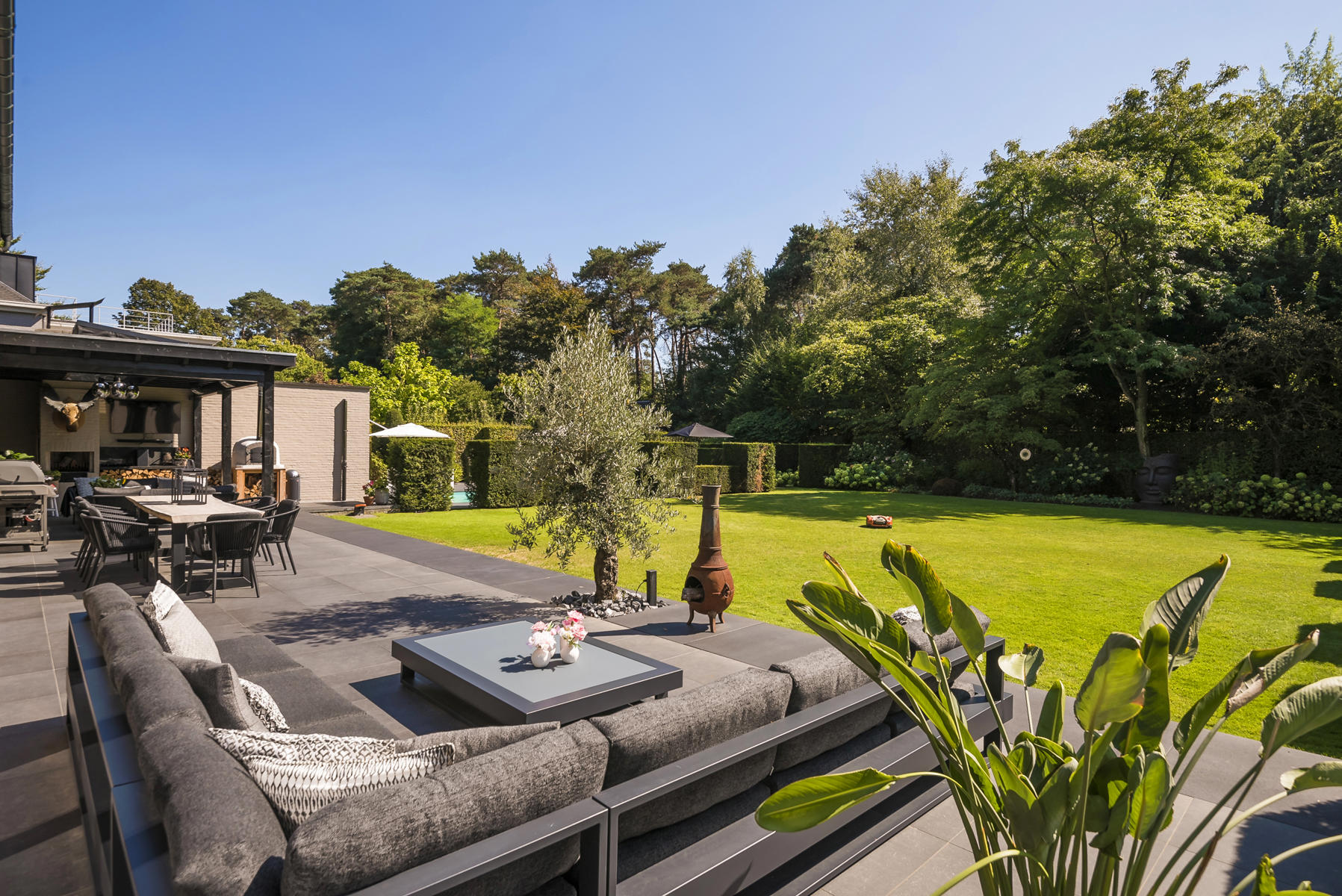 Statige villa met ruime slaapkamers op toplocatie - foto 3