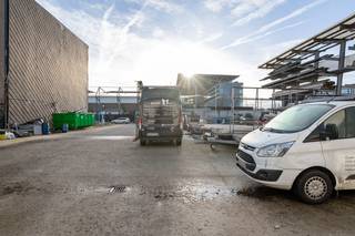 Dit eigendom is gelegen in Deurne, langs de Oude Bosuilbaan, en is vlot bereikbaar via de Bisschoppenhoflaan met snelle aansluiting naar de E313,...