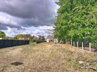 In deze nieuwe doodlopende verkaveling 'Biezenvelden' te Beerzel realiseren we 10 uiterst energiezuinige woningen in een moderne stijl. Deze...