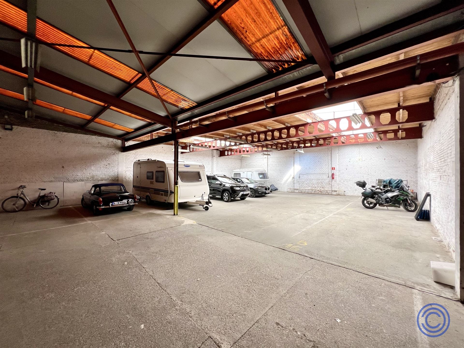 Magazijn ca. 700m² op centrale ligging! - foto 5