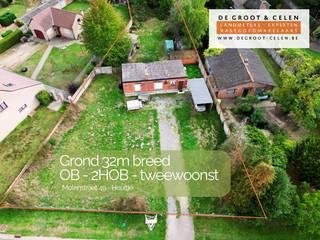 Exclusieve (zeer brede) bouwgrond van 12a – voor o.a. een gelijkvloerse villa of 2 halfopen bebouwingen (tweewoonst) met perfecte oriëntatie Op...