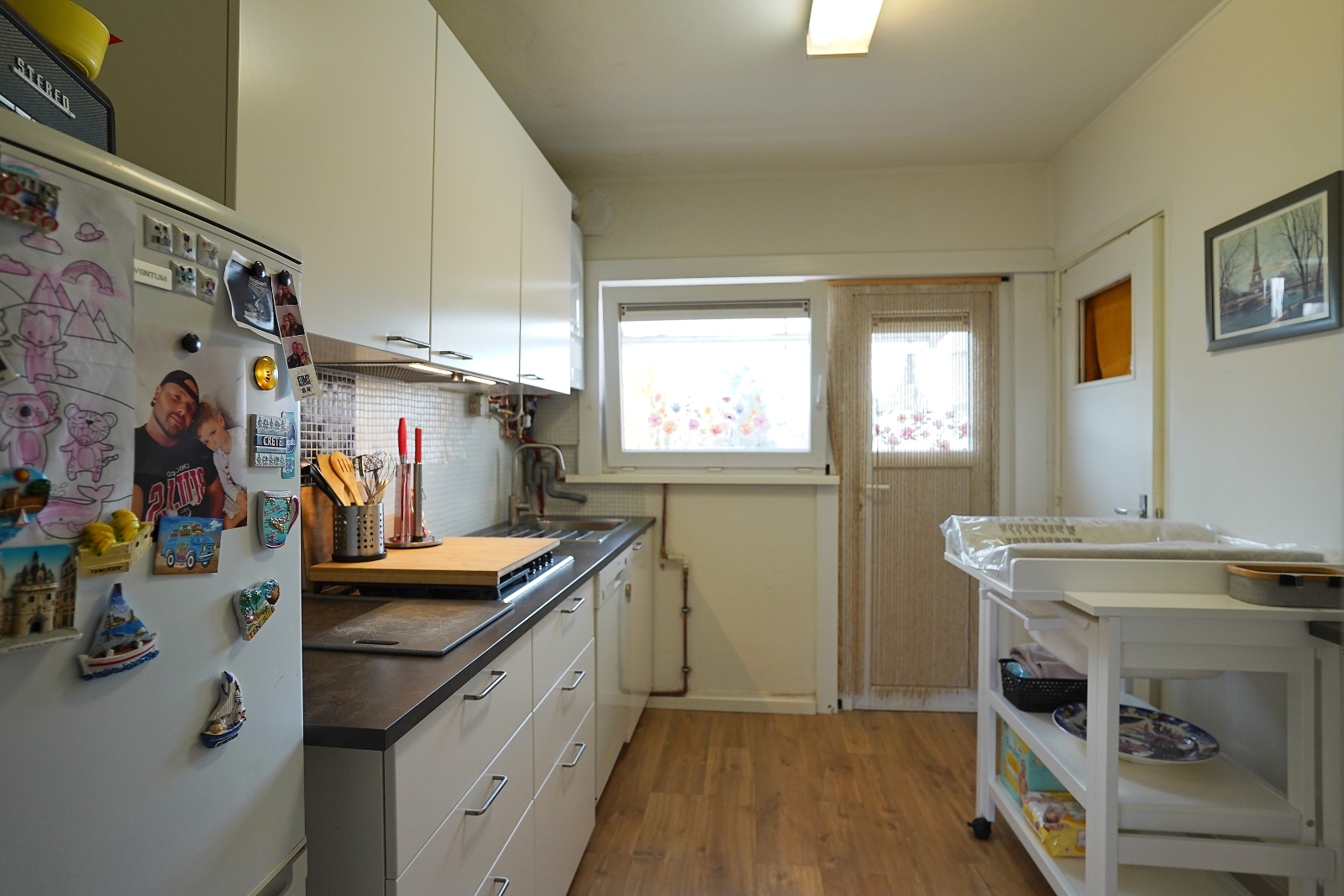 Gezellig en lichtrijk appartement te koop in het hart van Merksem - photo 3