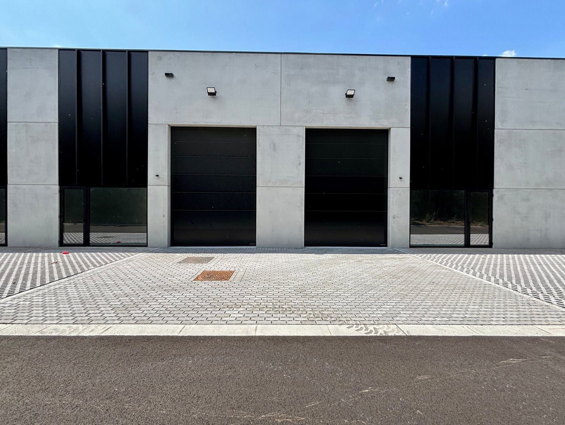 Gebouw B2 : Magazijn 236m² - foto 4