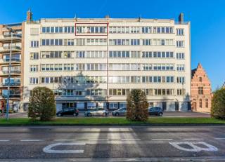 Bright apartment with breathtaking viewsLocated on the 6th floor, this apartment offers stunning views of the city park and the center of...