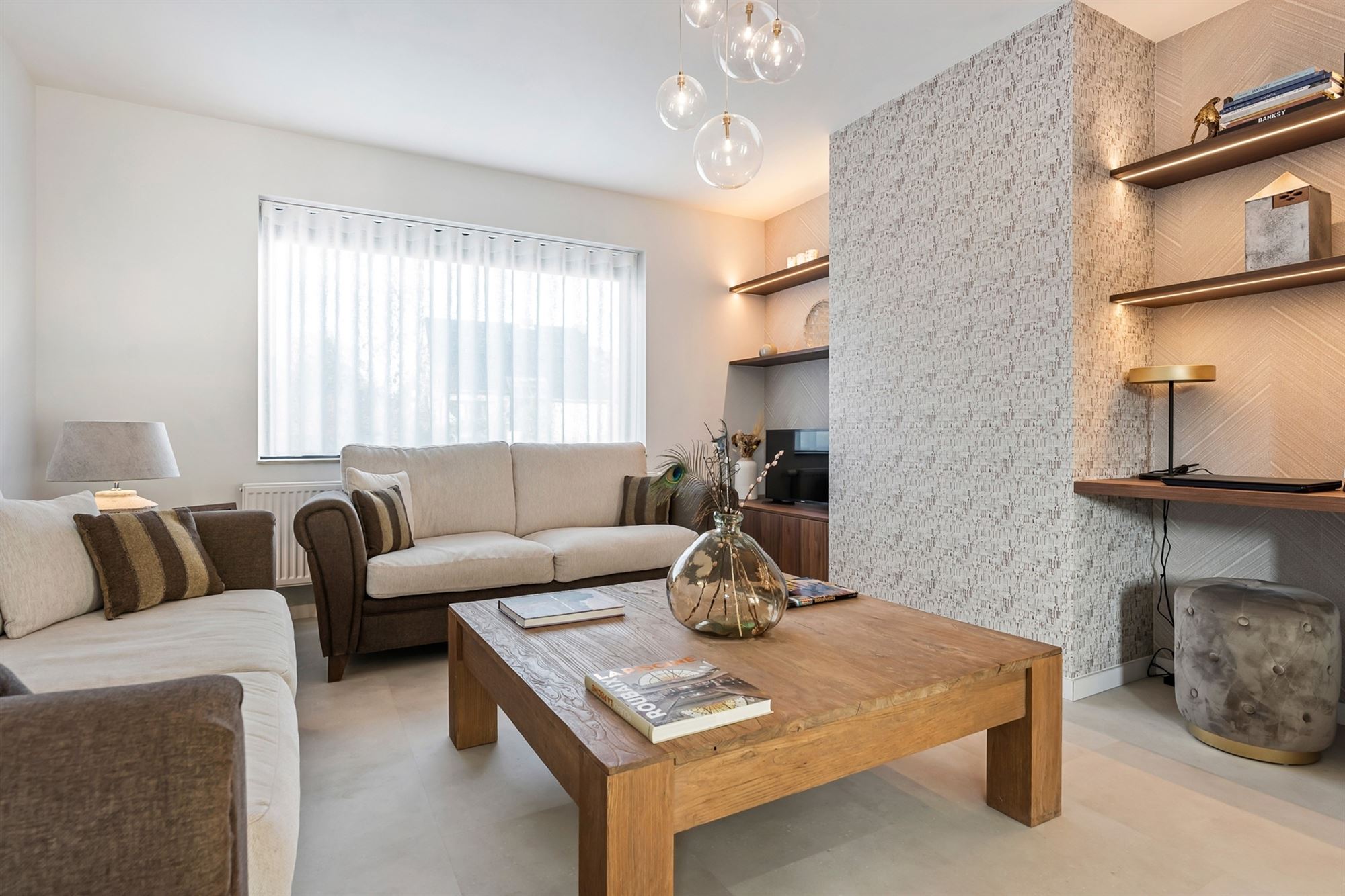 COMPLEET GERENOVEERDE WONING OP PERCEEL VAN BIJNA 9 ARE VLAK BIJ ZOLDER CENTRUM, OMGEVEN DOOR GROEN. - foto 3