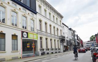 Commercieel gelijkvloers op topligging in centrum Aalst – 117 m². Op zoek naar een instapklaar handelspand op een absolute zichtlocatie? Dit...