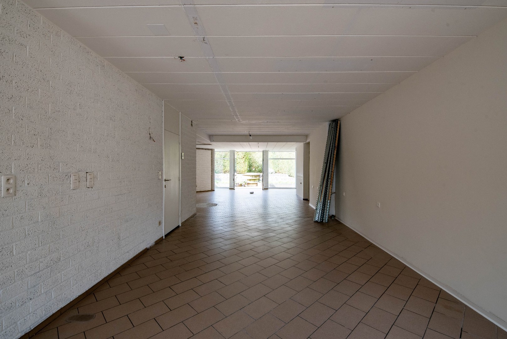 Veelzijdig Commercieel Gelijkvloers in de Dorpskern van Zandhoven - foto 5