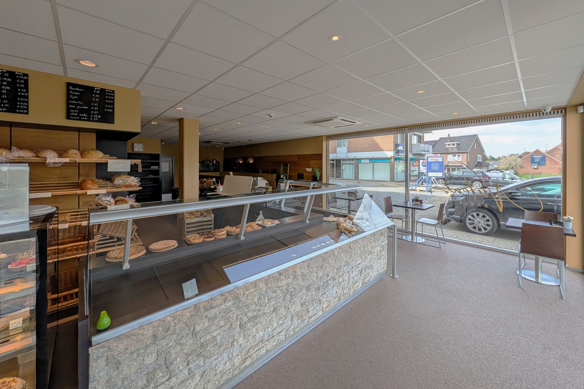 Winkelruimte gelegen op een toplocatie te Rekem - foto 4