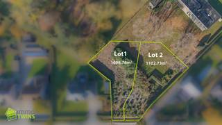 BOUWGRONDEN VOOR OPEN BEBOUWING TE HAMME Ontdek deze prachtige bouwgronden voor open bebouwing, ideaal gelegen in een groene en rustige omgeving, en...