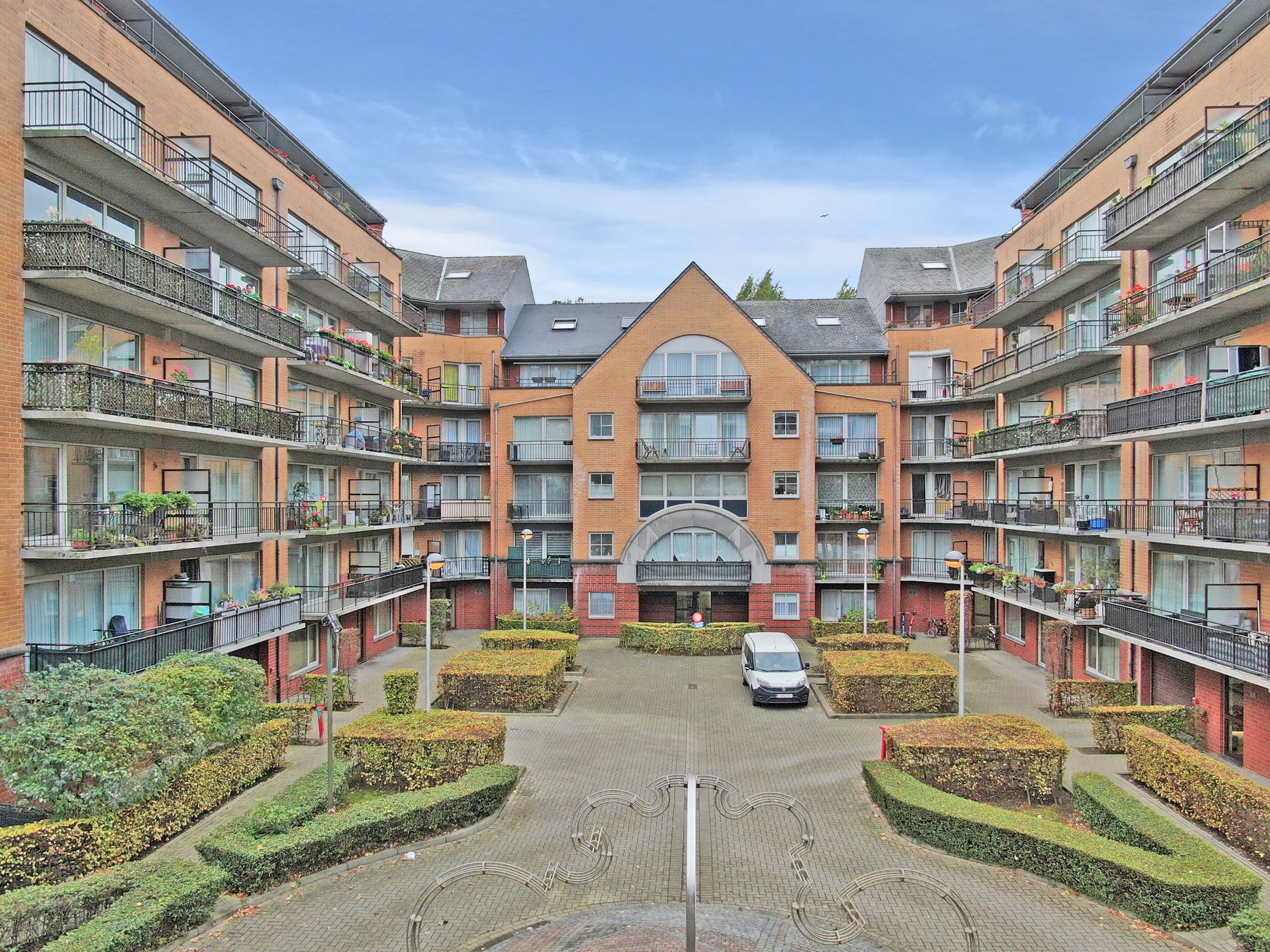 Appartement spacieux avec 3 chambres et deux terrasses ! - foto 2