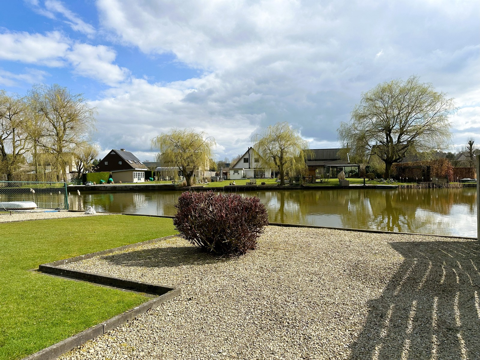Rustig wonen aan het water! - foto 1