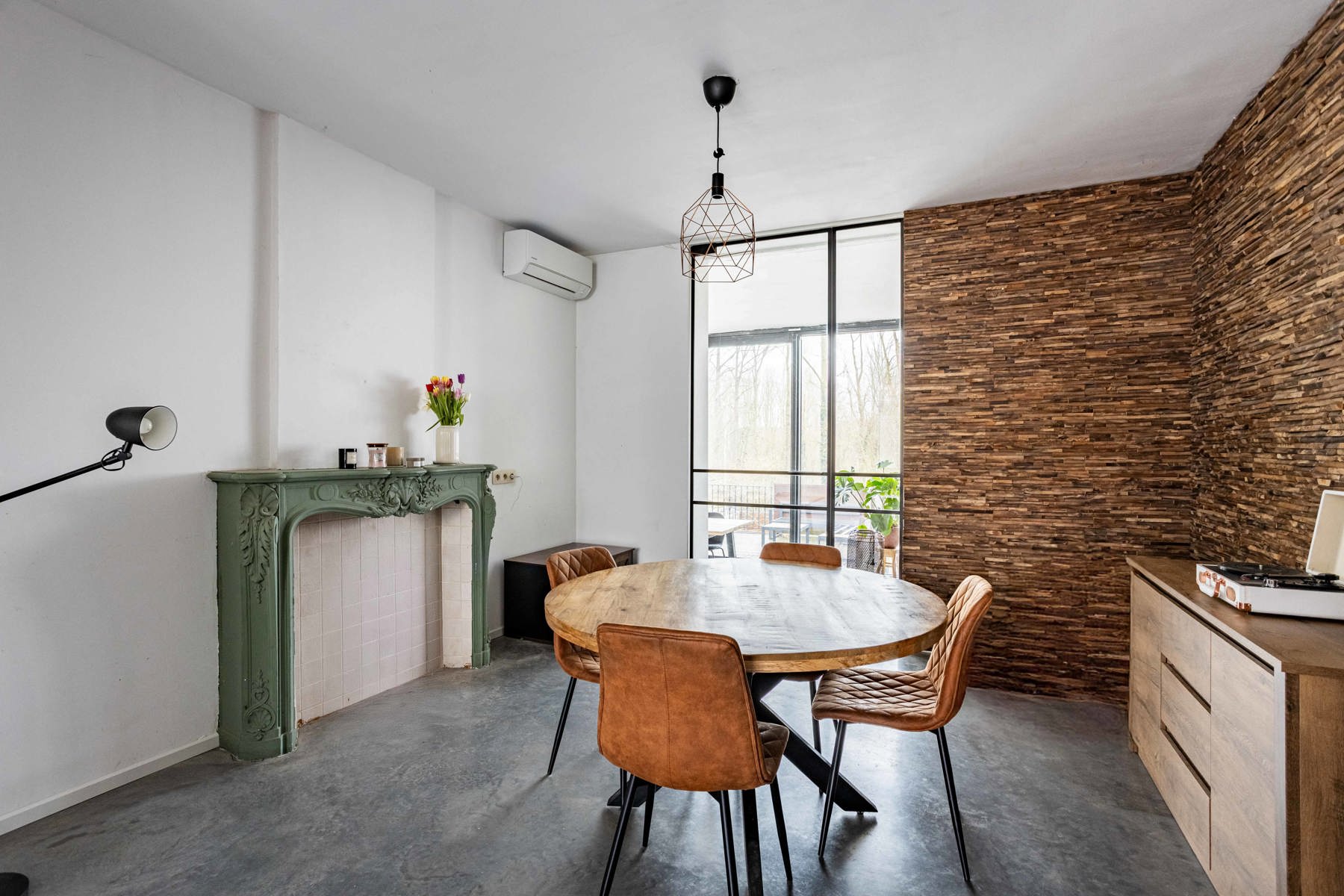 Exclusief wonen in Schendelbeke – af te werken woning met privé bos - foto 4