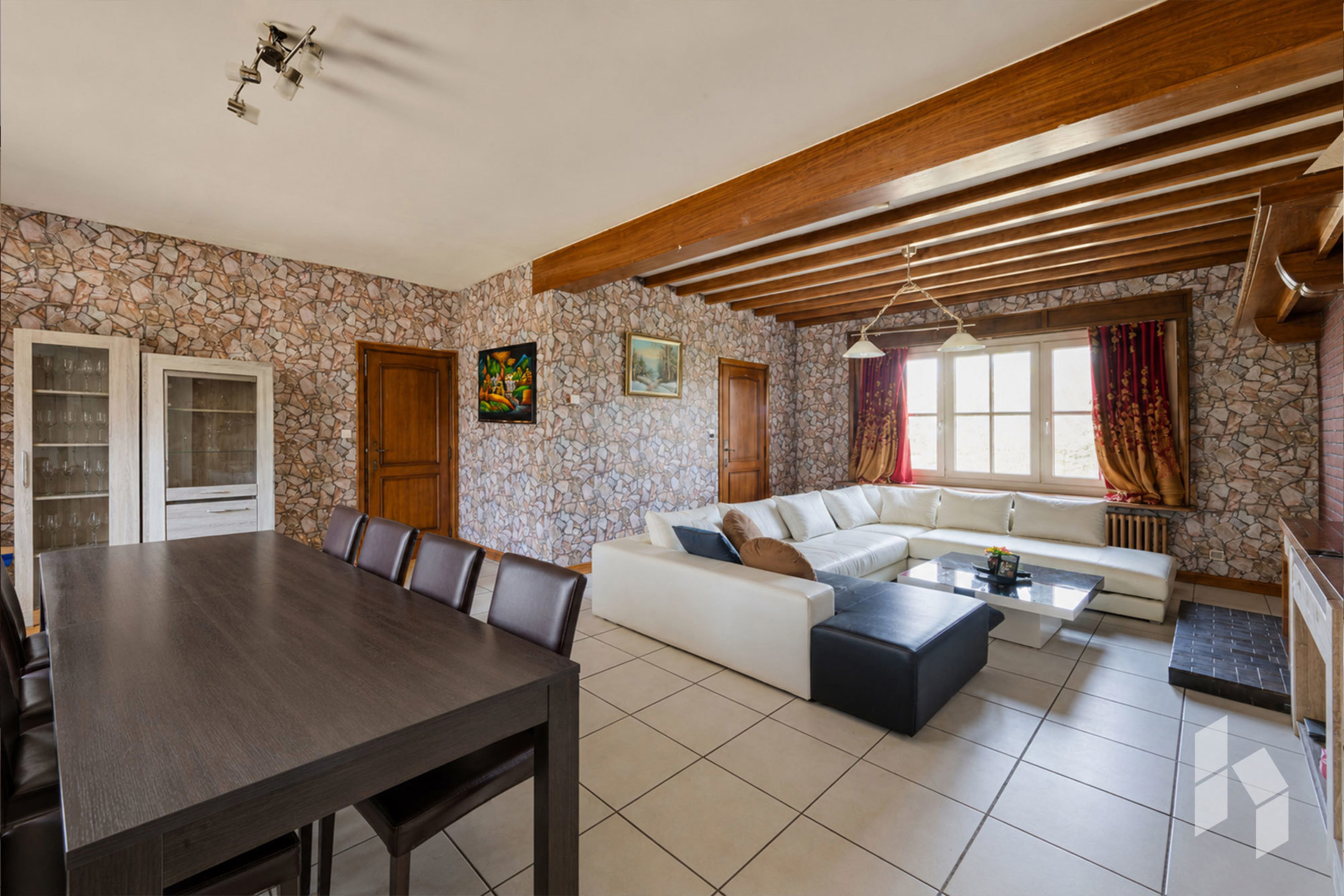 Ruime karaktervolle woning ( 275 m²) met 5 slpks op 837 m²! - foto 4