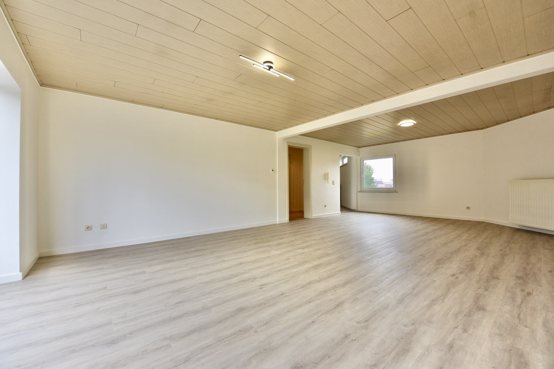 Prachtig gerenoveerd ruim app, centraal gelegen voor 169.000 EUR - foto 5