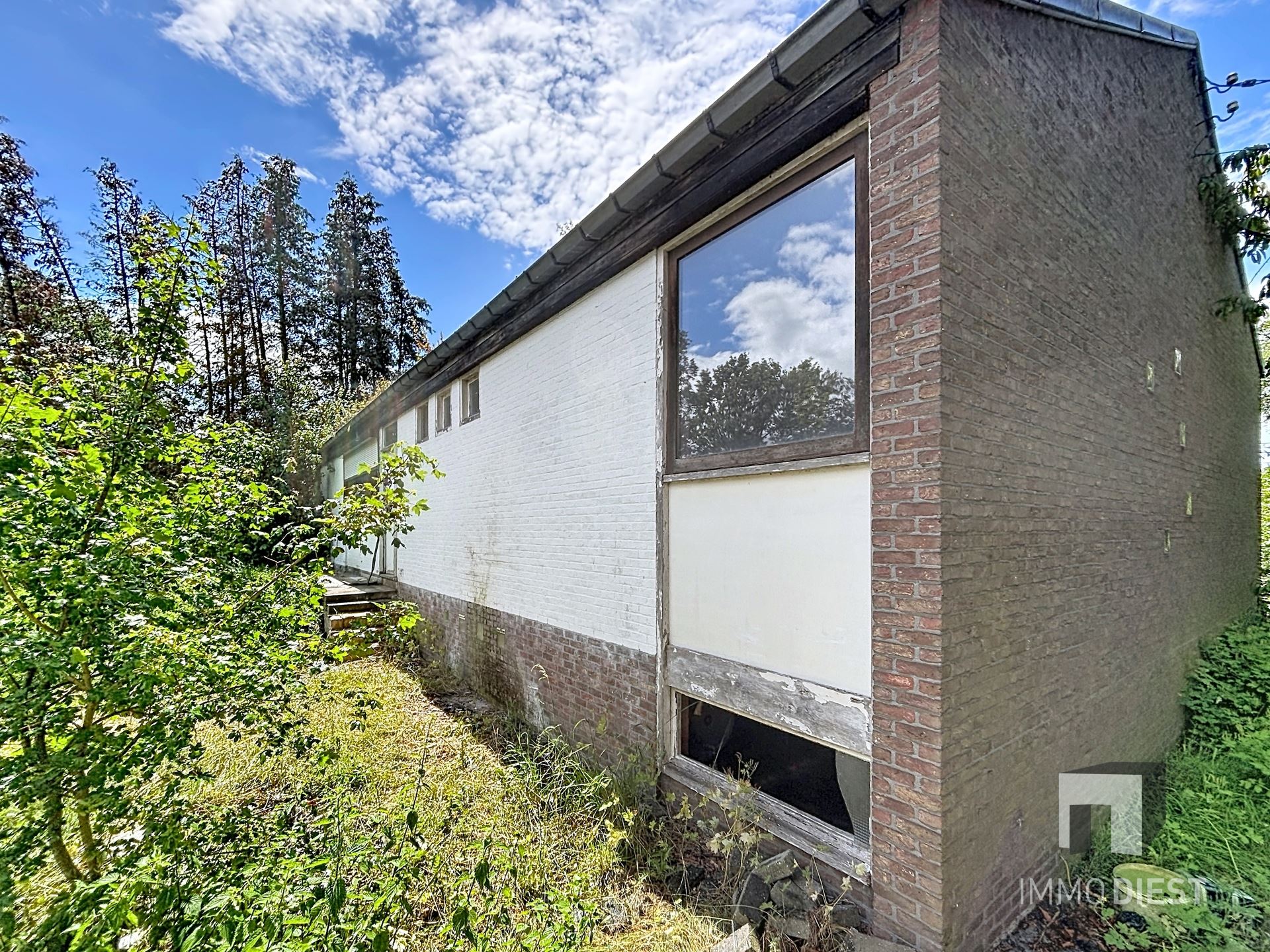 Totaal te renoveren woning op 15a 88ca. - foto 3