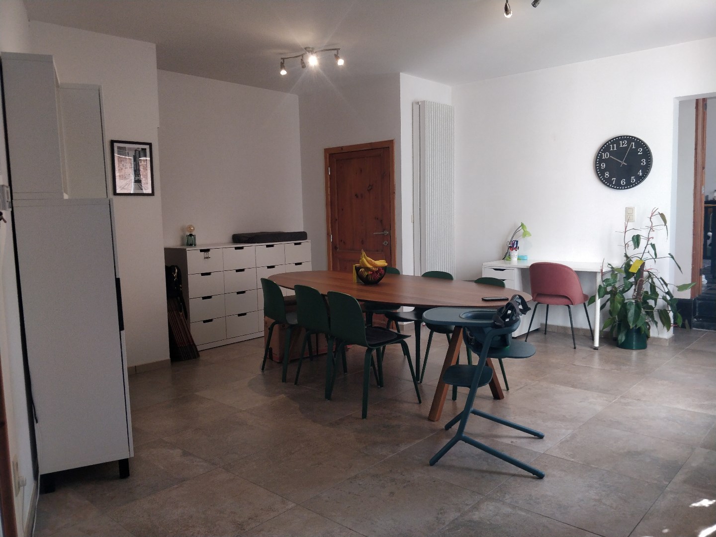 Ruime rijwoning in Lokeren met 3 slaapkamers - foto 2