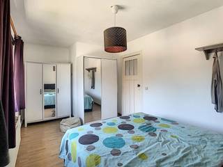 Welkom in Leuven! In de rustige Voorzorgstraat vinden we deze woning met twee slaapkamers en tuin terug. De woning wordt momenteel nog opgefrist,...