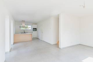 Te huur in Rotselaar: in het nieuwbouwproject Beversluis vindt u deze volledig afgewerkte instapklare woning met drie slaapkamers, tuin...