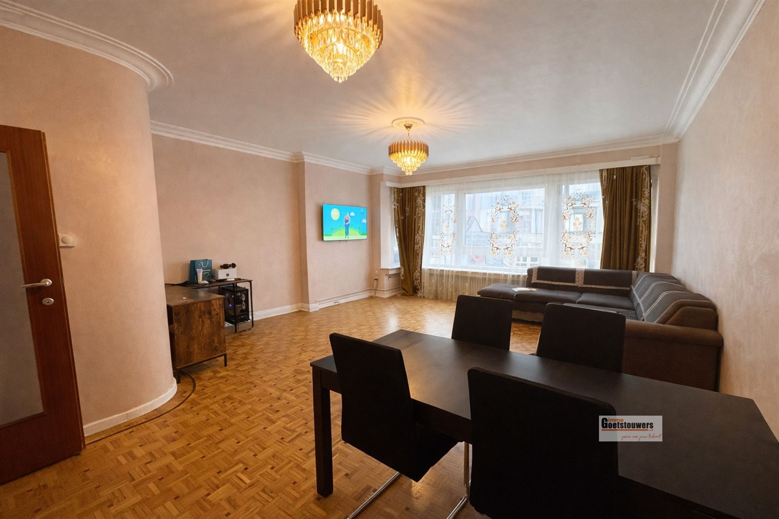 2 slaapkamer appartement met 2 terrassen - foto 2