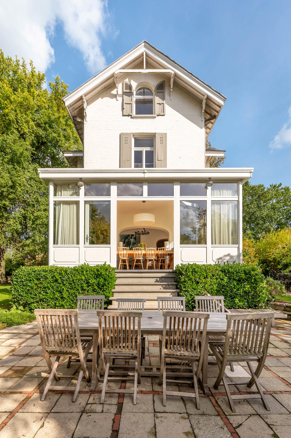 Karaktervolle villa met torentje en ruime tuin in Kapellen - foto 5