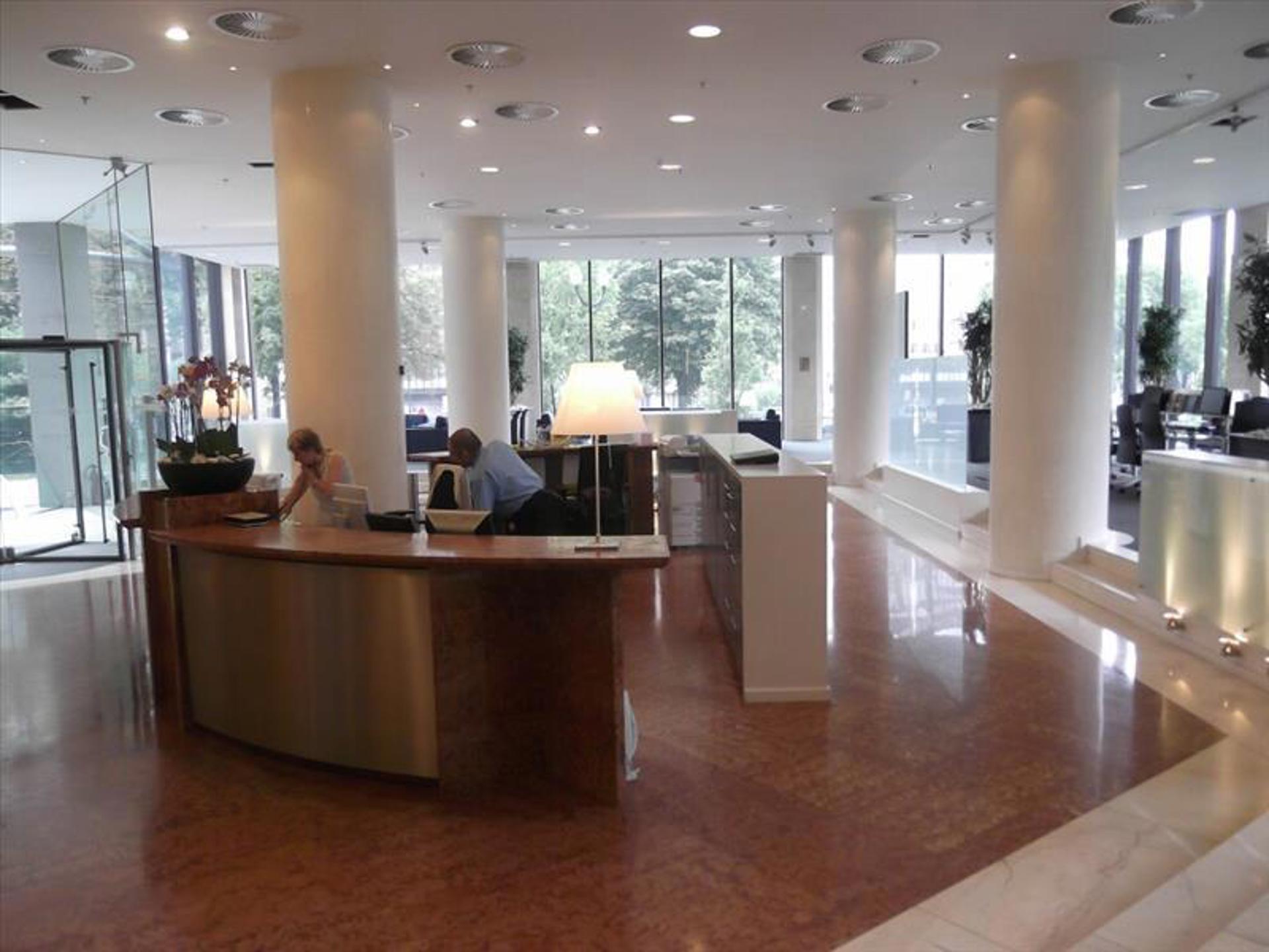 Kantoren met alle comfort te huur in centrum Brussel - foto 2