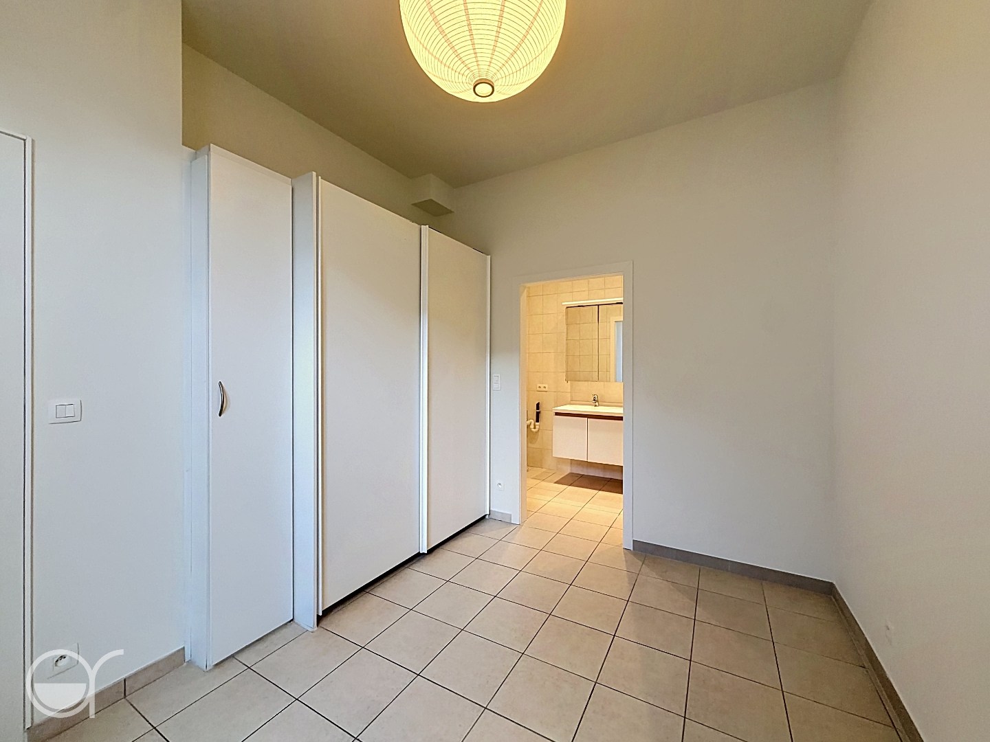 Leuk gelijkvloers 1-slaapkamerappartement met koer vlakbij Bourgoyen-Ossemeersen. - foto 5