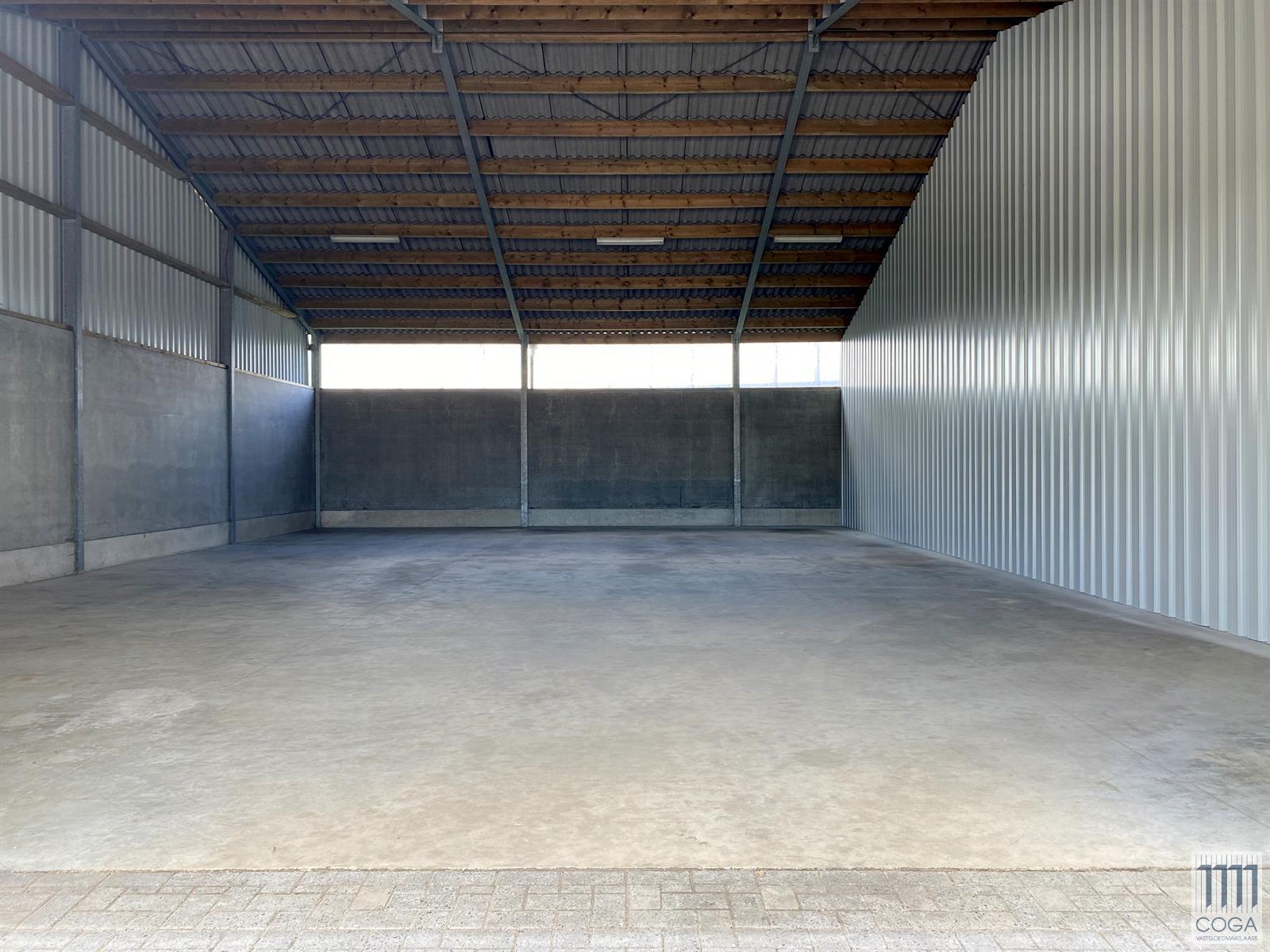 Opslagruimte met een oppervlakte van 250m²  - foto 3