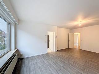 Dit ruime appartement met twee slaapkamers is gelegen in de Nekkersputstraat 108 in Gent en is net gerenoveerd. De ligging is gunstig en...