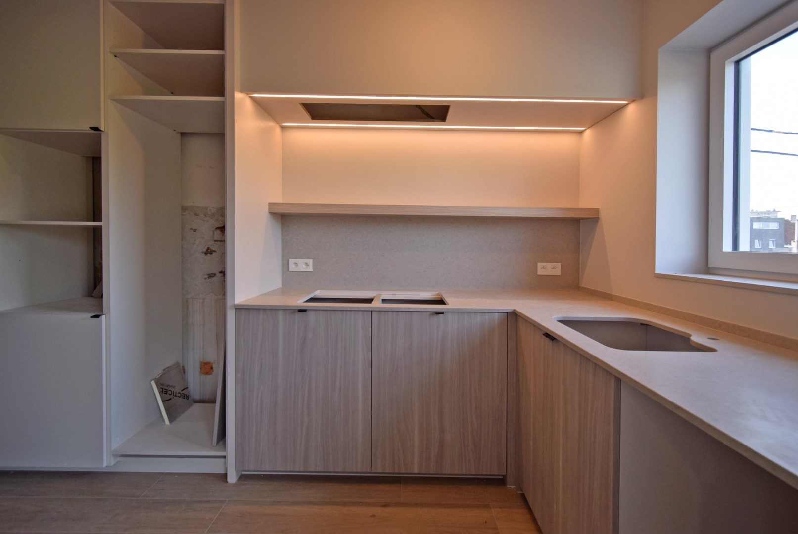 VOLLEDIG GERENOVEERD APPARTEMENT MET GARAGE - foto 5