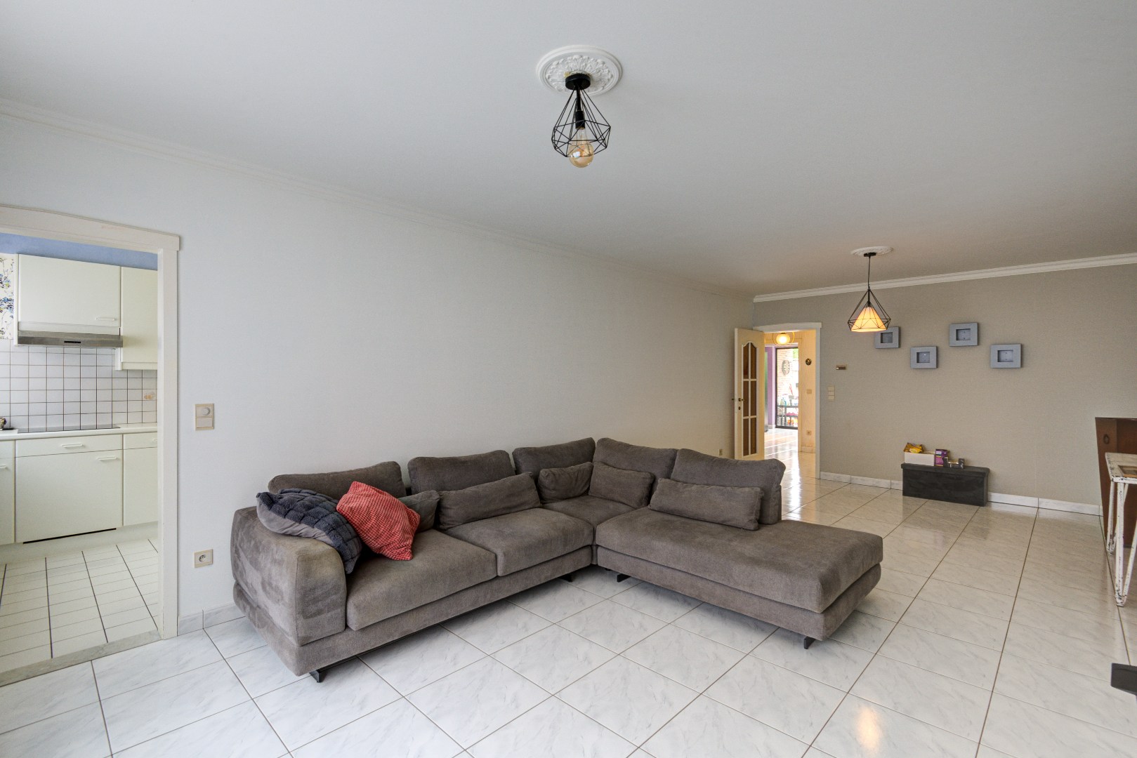 Ruim appartement met 2 slaapkamers en tuin - foto 4