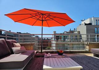 Koksijde : Op zoek naar een instapklare penthouse, met 2 ruime terrassen waarvan beiden zongericht en één met een ruim zeezicht? zoek da niet...