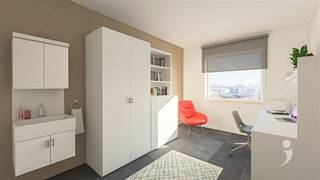 <p><span>Comfortkamers</span></p><p><span>Wij beschikken in totaal over 74 kamers, verdeeld over verschillende types om aan uiteenlopende behoeften te voldoen. Het aanbod bestaat uit 15 standaardkamers (SWO), 52 comfortkamers en 7 comfort+ kamers, verdeeld over vier verdiepingen. Elke verdieping is voorzien van twee keukens, ongeveer drie douches en vier toiletten, zodat bewoners steeds over voldoende faciliteiten beschikken.</span></p><p><span> </span></p><p><span>De comfortkamers hebben een oppervlakte tussen 13 m² en 15 m² en zijn op dezelfde hoogwaardige wijze afgewerkt als de standaardkamers. Ze worden aangeboden met:</span></p><p><span>De kamers bieden een praktische en aangename woonomgeving, ideaal voor studenten die op zoek zijn naar een functionele en goed uitgeruste ruimte.</span></p><p><span> </span></p><p><span>Bij interesse kunt u contact met ons opnemen via telefoonnummer 016/15.31.08 of per e-mail via student@immolivit.be.</span></p><p><span> </span></p>