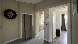 Dit charmante appartement in Wilrijk biedt een ideale mix van comfort en stijl. Met een bewoonbare oppervlakte van 84 m² is deze woning perfect...