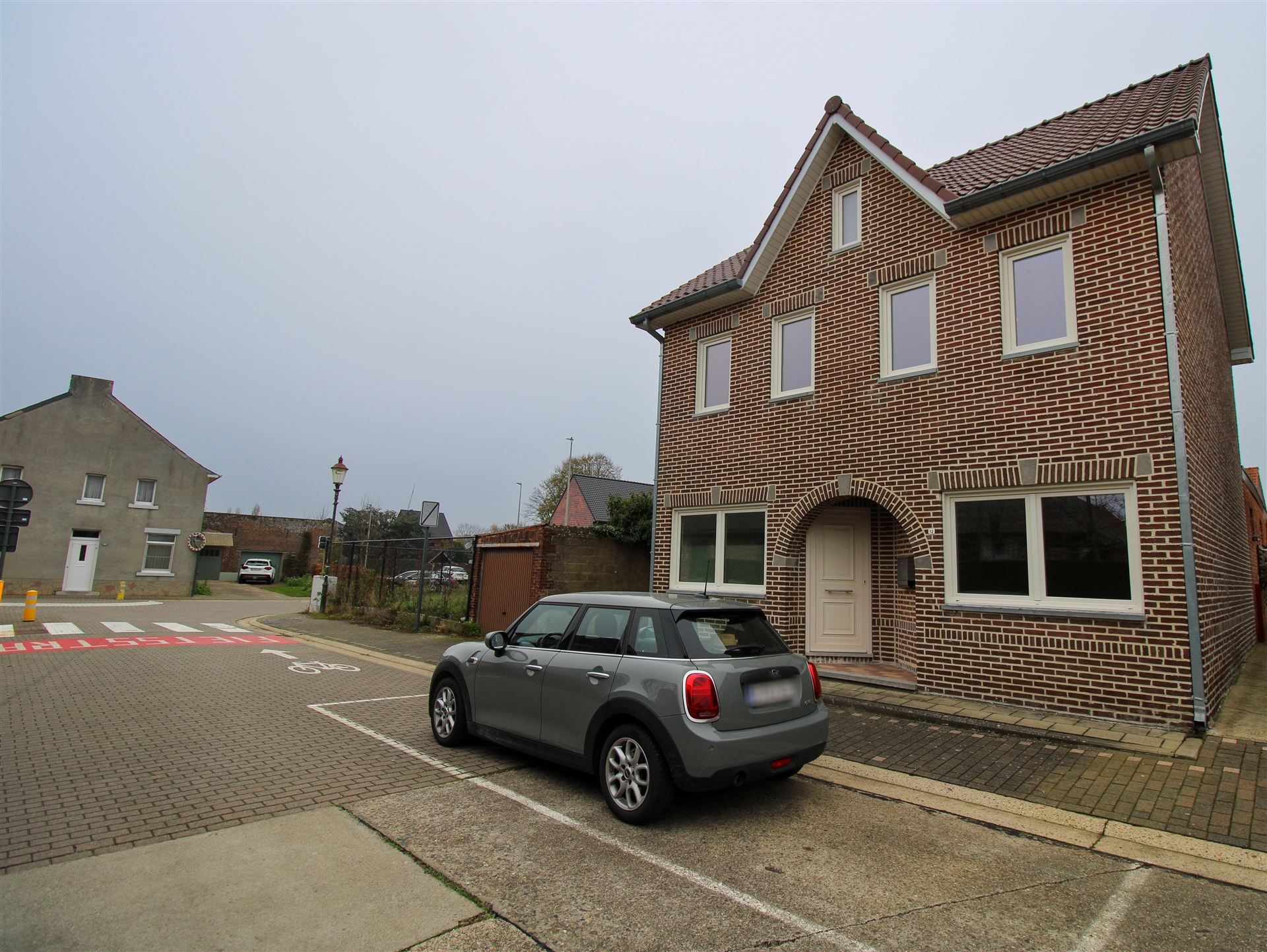 Gezinswoning met 3 slaapkamers (waarvan één multifunctionele ruimte) te koop in Boorsem! - foto 1