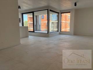 Nieuwbouwappartement ( hoek )  op de eerste verdieping met 3 slaapkamers en een terras (12 m2 ) met uitzicht op het  park – comfortabel wonen in...
