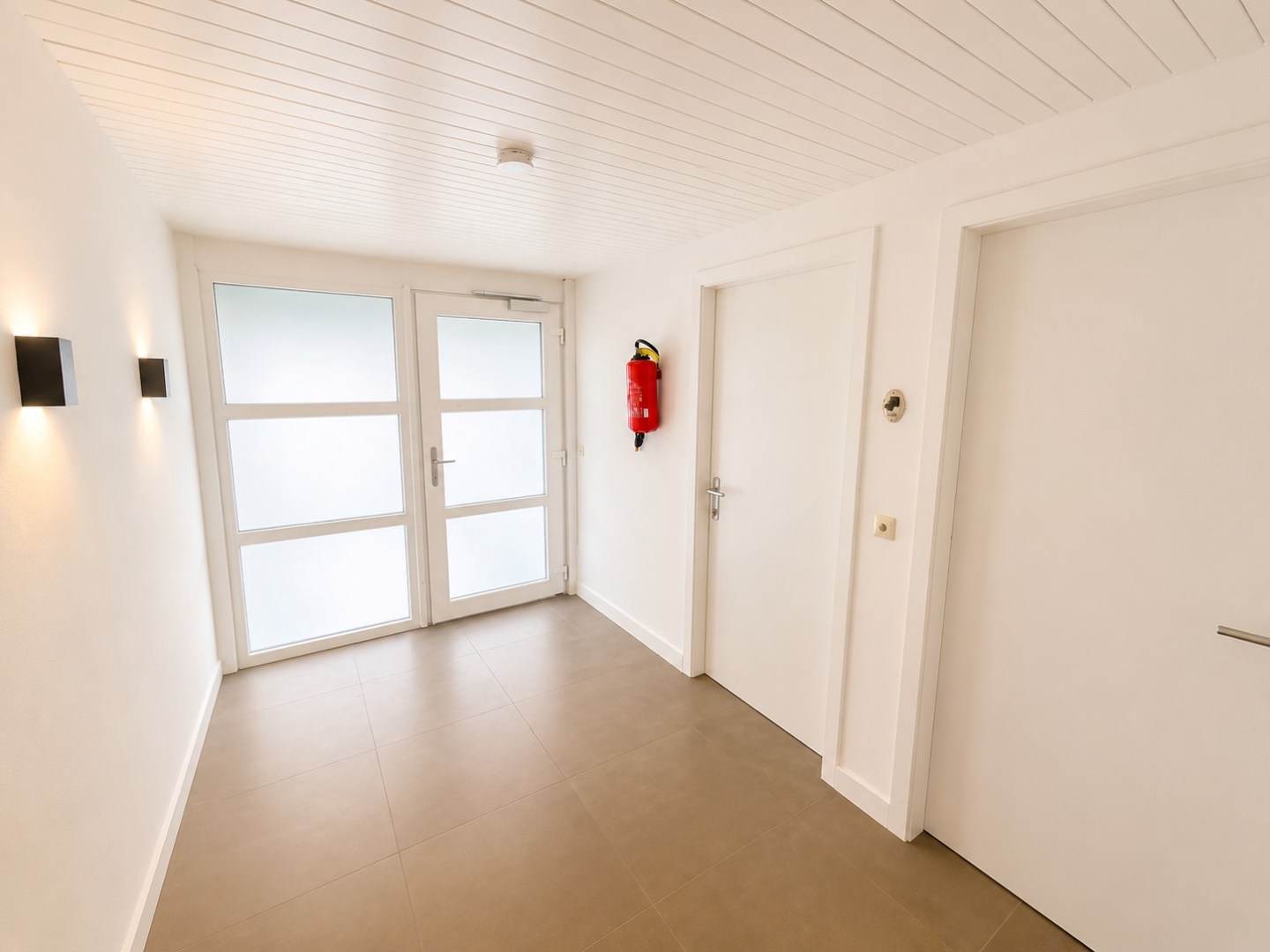 Appartement à vendre à Courtrai avec 7 chambres - photo 3