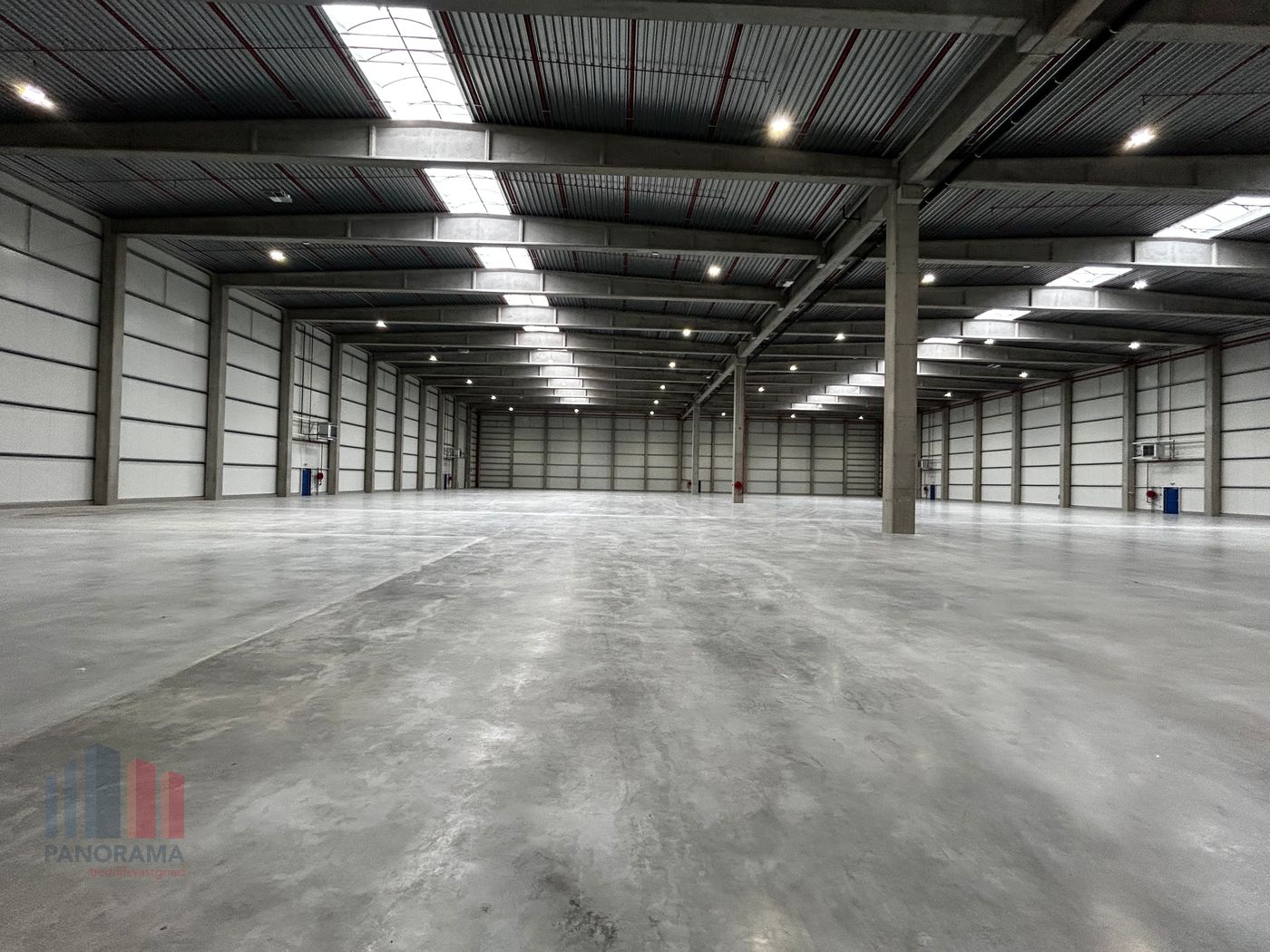 Uitstekend bereikbaar gloednieuw magazijn (6.444m²) te huur in Gent (Desteldonk) vlak aan R4 - foto 4