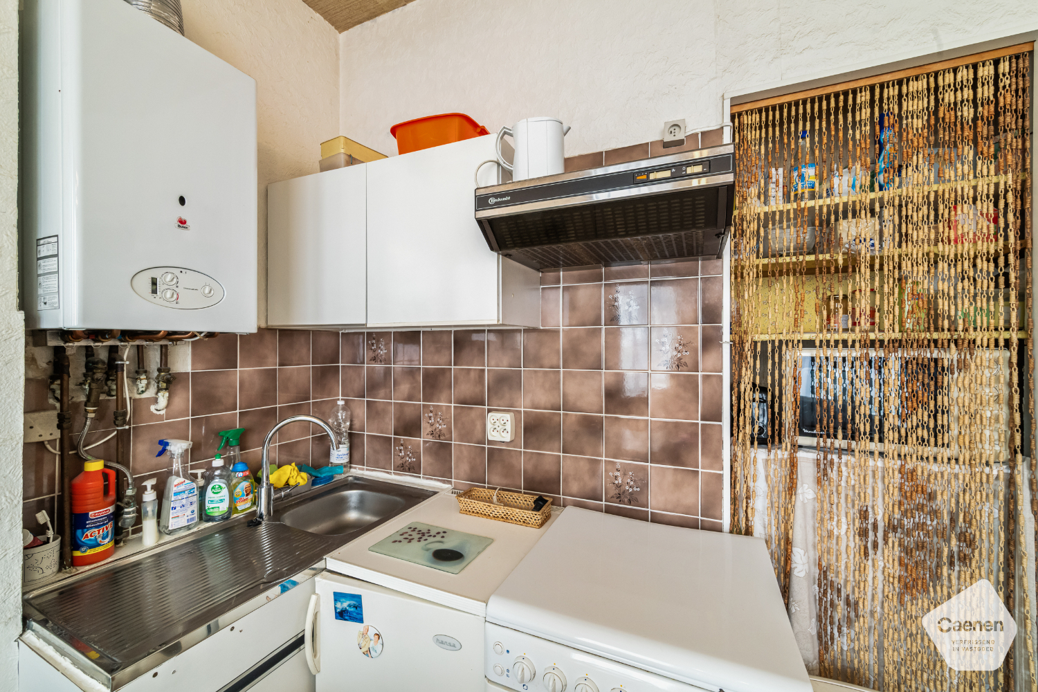 Te renoveren twee slaapkamer appartement op gunstige locatie - foto 5