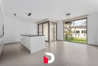 Maak kennis met een uniek en luxueus appartement gelegen op de eerste verdieping van het prestigieuze nieuwbouwproject Gulden Roos, in het...