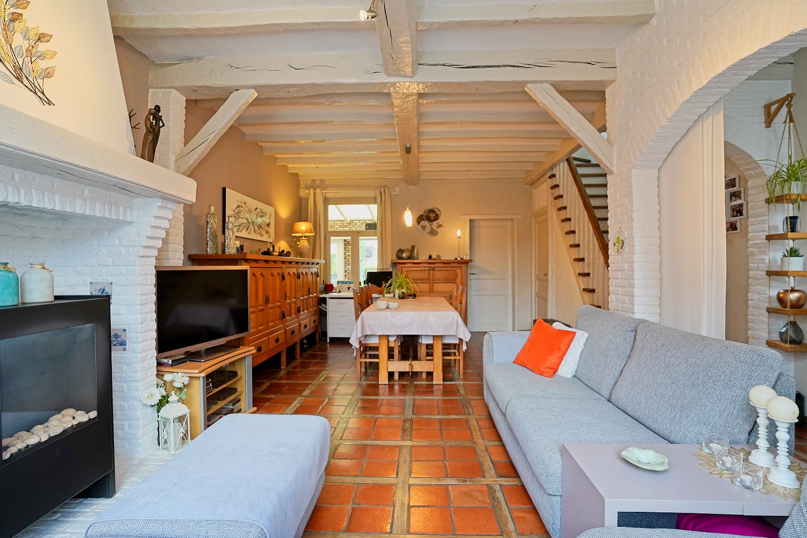 Gezinswoning waarin gezelligheid en extra ruimte troef is! - foto 4