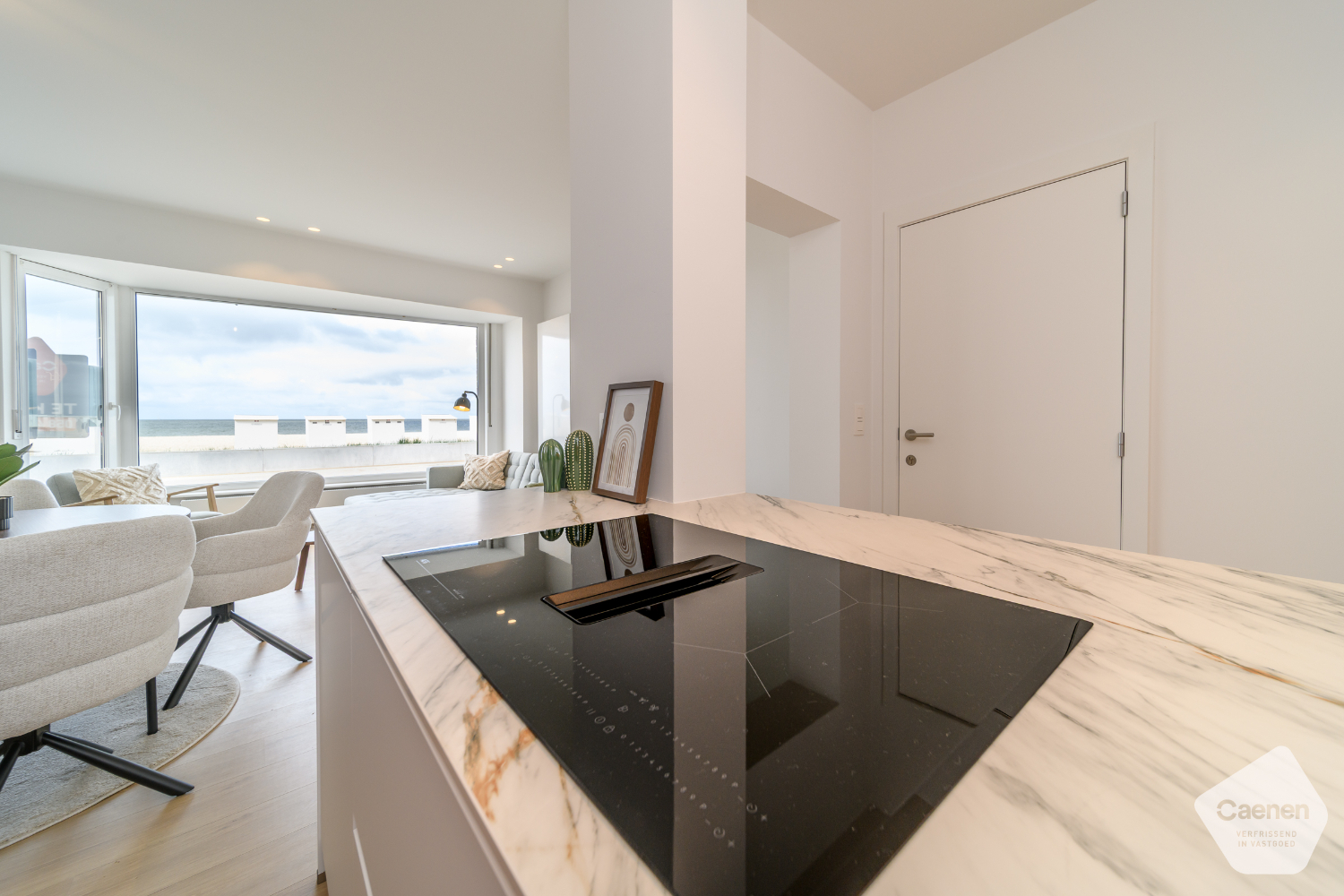 Luxueus gerenoveerd gelijkvloers appartement met zeezicht en zuidgerichte tuin - foto 3