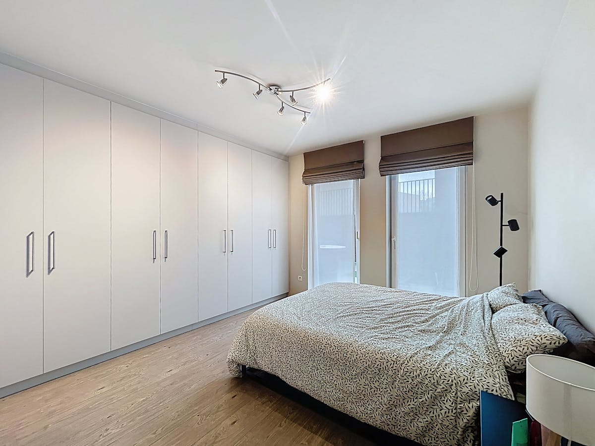 Ruim gelijkvloersappartement met 2 slaapkamers te huur in Lauwe - foto 5