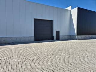 Op het Industrieterrein Jagersborg starten binnenkort de bouwwerken van dit representatieve KMO-project. Er zijn 9 KMO-units voorzien waarvan er...