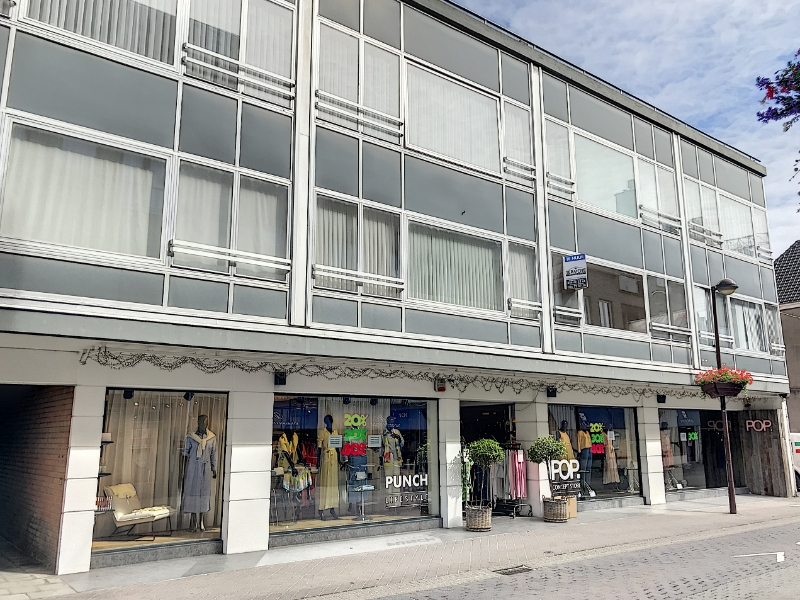Commercial à louer à Waregem - photo 1